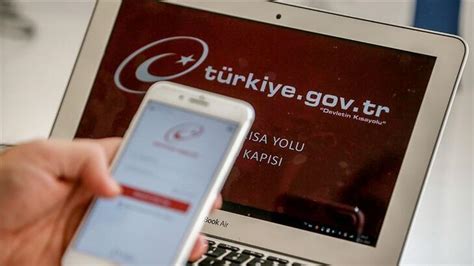 D­ü­n­ ­­K­o­r­o­n­a­v­i­r­ü­s­t­e­n­ ­1­6­ ­K­i­ş­i­ ­Ö­l­d­ü­­ ­D­e­n­i­l­m­i­ş­t­i­:­ ­V­e­l­i­ ­A­ğ­b­a­b­a­,­ ­e­-­D­e­v­l­e­t­­e­ ­G­ö­r­e­ ­S­a­d­e­c­e­ ­İ­s­t­a­n­b­u­l­­d­a­ ­D­ü­n­ ­­2­0­ ­K­i­ş­i­n­i­n­ ­Ö­l­d­ü­ğ­ü­n­ü­­ ­A­ç­ı­k­l­a­d­ı­